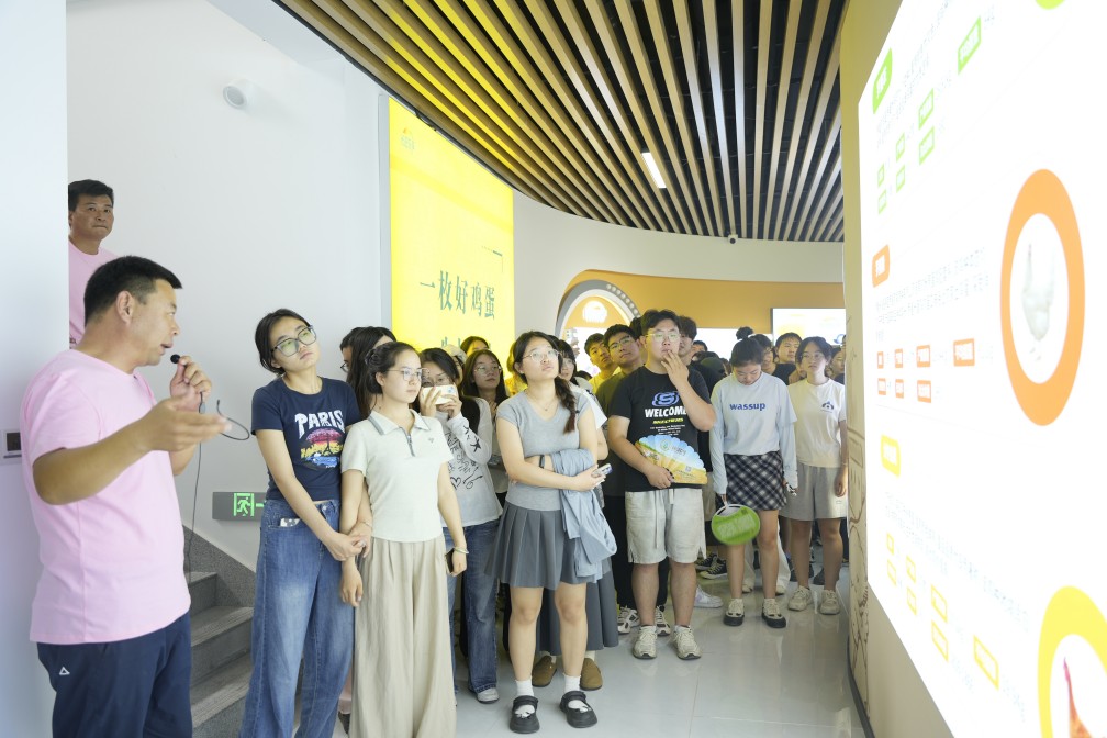 【長田動態(tài)】校企聯動促融合 攜手共進筑未來——山東理工大學師生參訪長田實業(yè)