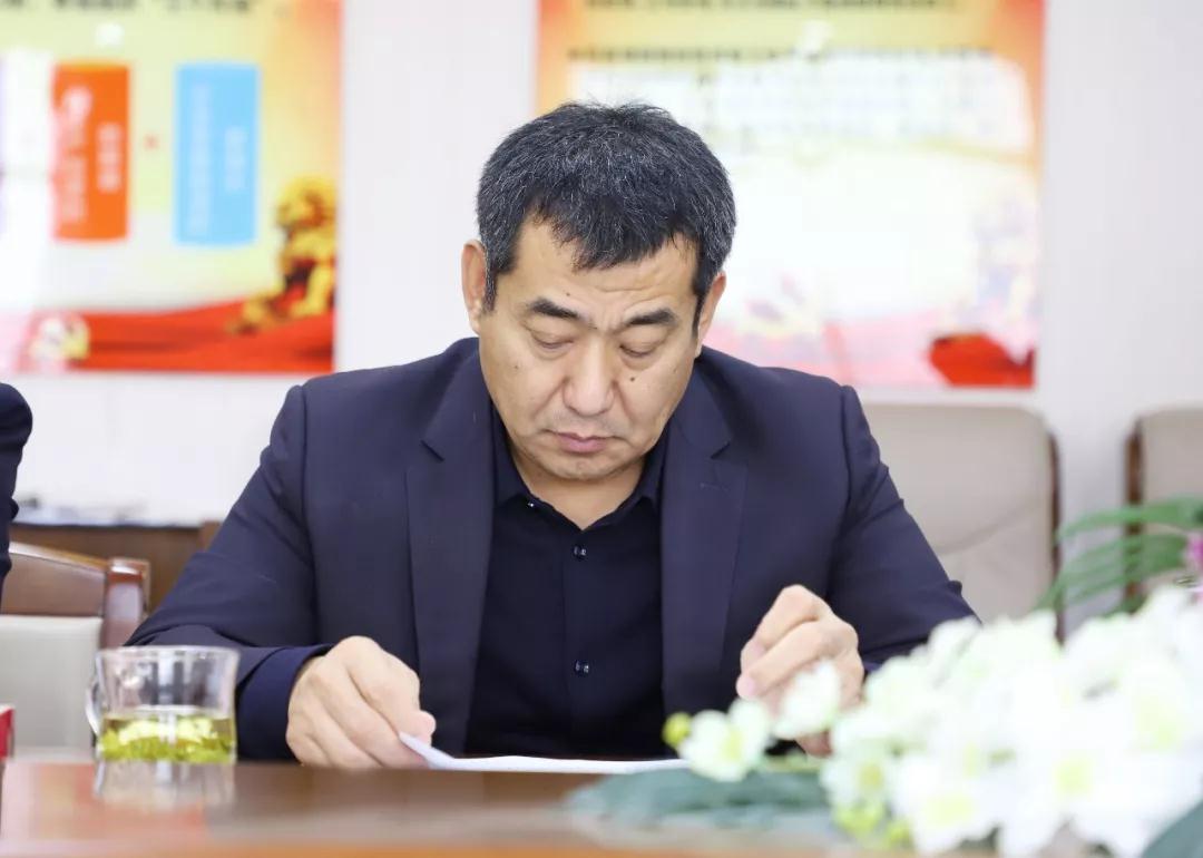 注入新鮮血液 筑牢戰斗堡壘 —長(cháng)田實(shí)業(yè)黨支部召開(kāi)納新大會(huì ) 接收3名預備黨員