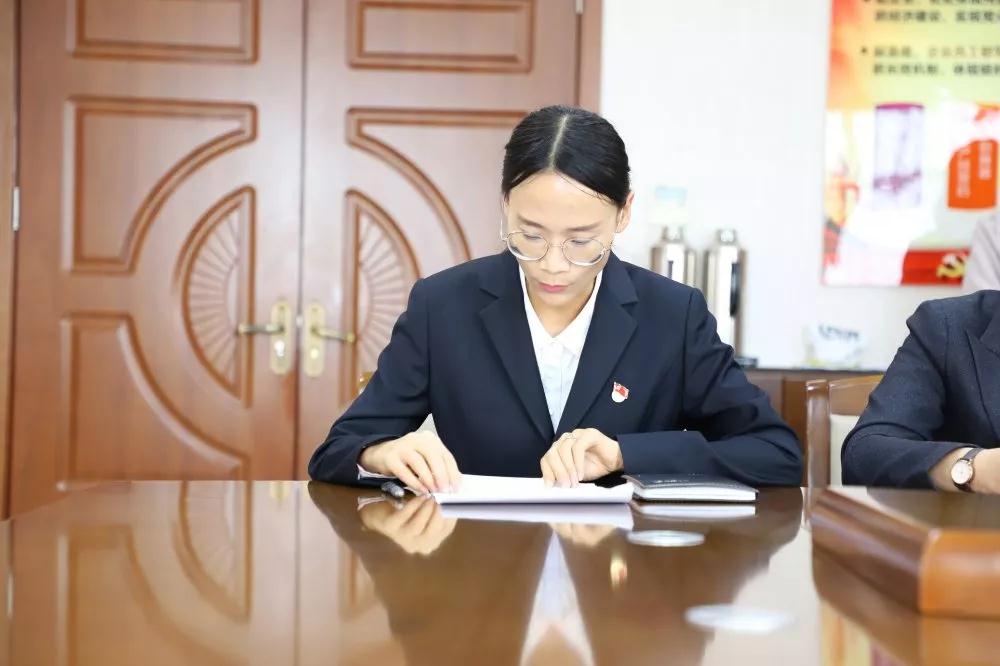 注入新鮮血液 筑牢戰斗堡壘 —長(cháng)田實(shí)業(yè)黨支部召開(kāi)納新大會(huì ) 接收3名預備黨員
